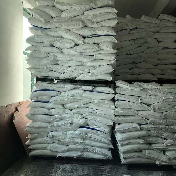 蒙脱石 饲料级天然膨润土脱霉剂1318-93-0