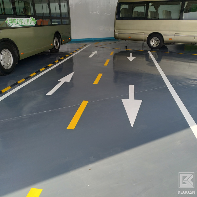 云南划线涂料_划线漆_马路划线漆涂料厂