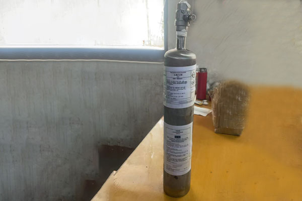 四氟化硫 7783-60-0