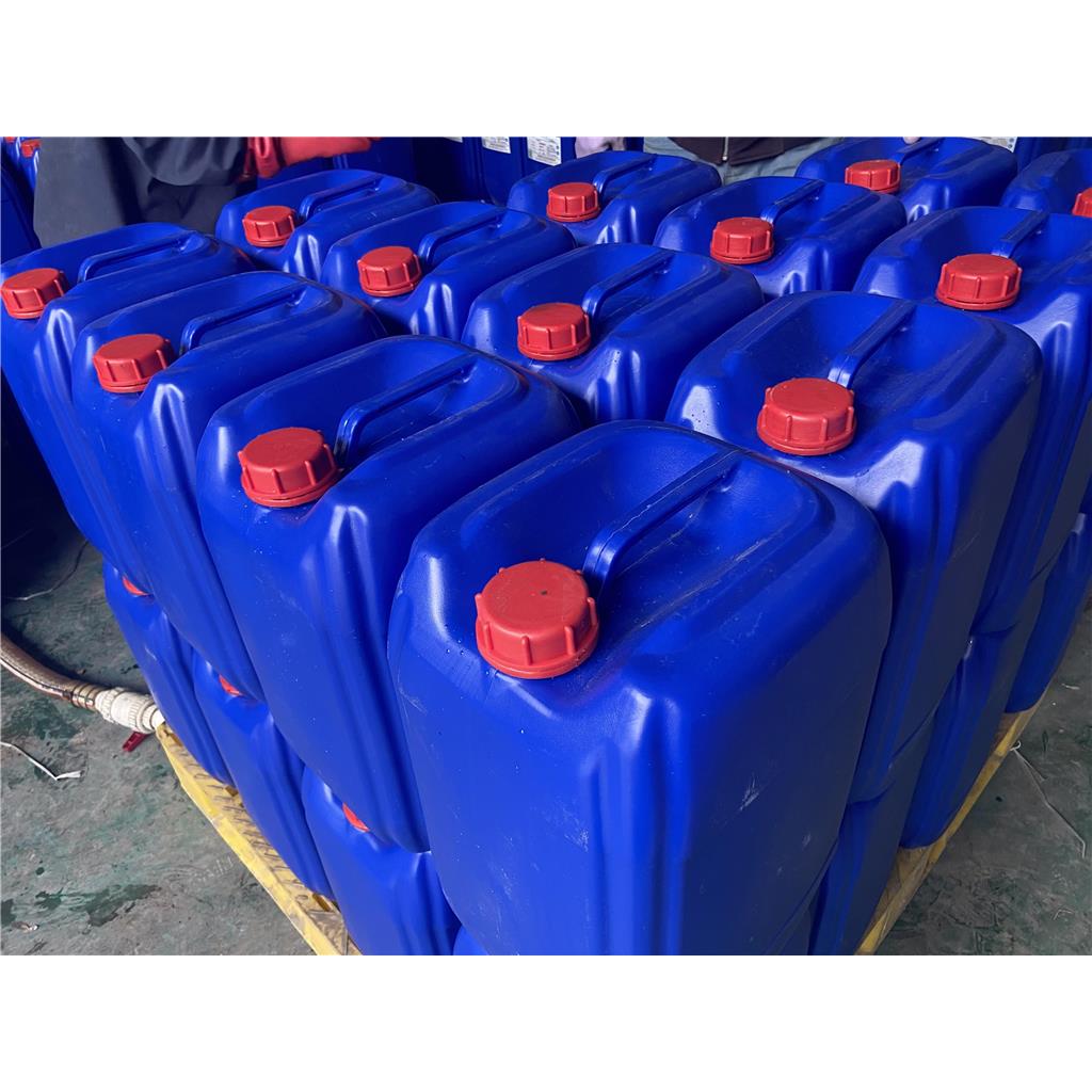 三氟甲烷磺酰氯  421-83-0