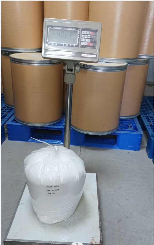 2,4-bis(2-fluorophenyl)-6-(9-phenyldibenzo[b,d]furan-3-yl)-1,3,5-triazine