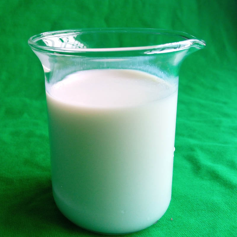 C8防水剂，持久防水6级，低黄变抗干扰强，适用于多种面料