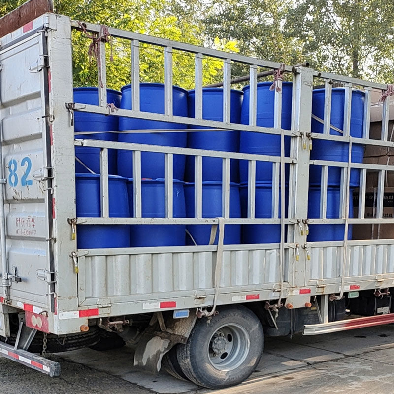 玉米无水乙醇厂家   新天龙无水酒精99.9%