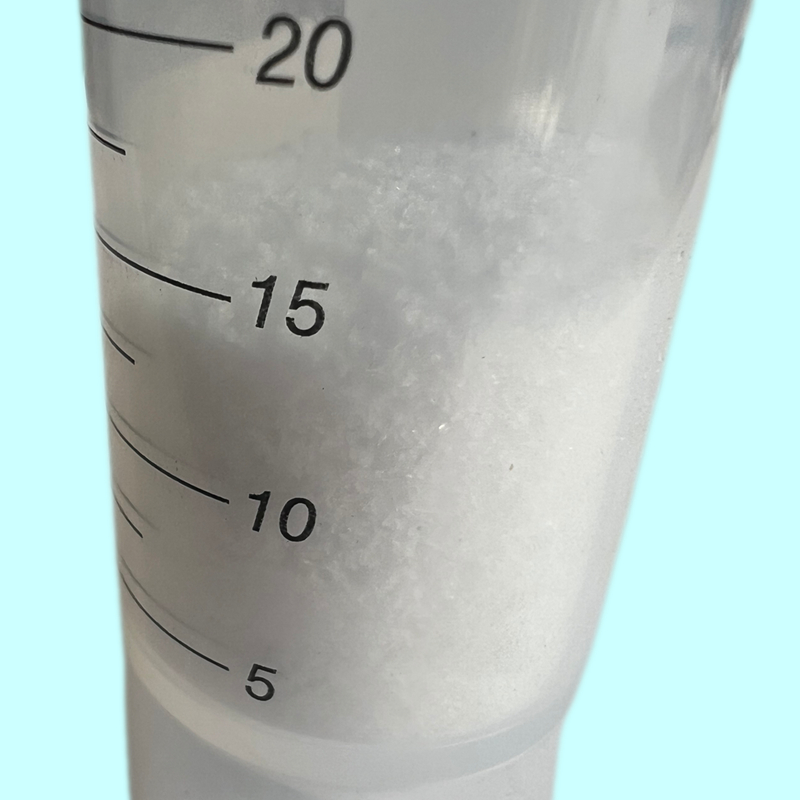 五氟化铌白色固体