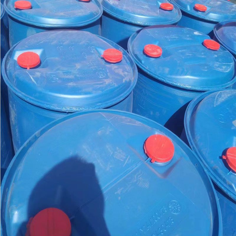 国产正己酸99%   国标优级品   180kg/桶