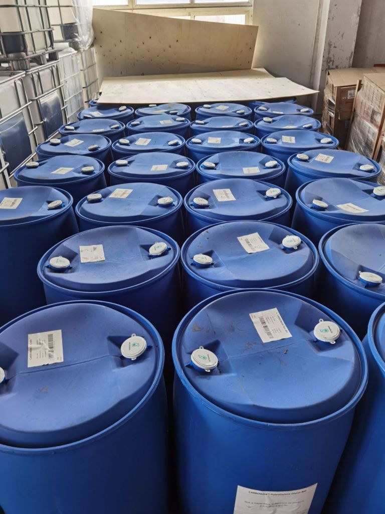 二乙苯  25340-17-4